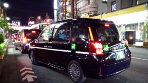 リストラ後の再出発をタクシー運転手で！転職で安定収入を得る方法